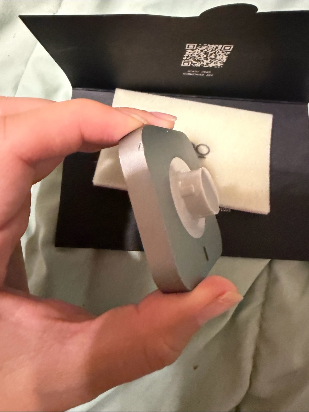 Oura Ring Ceramic Petal size 6 - Picture 2 of 5